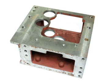 Корпус КПП промежуточный XT-224